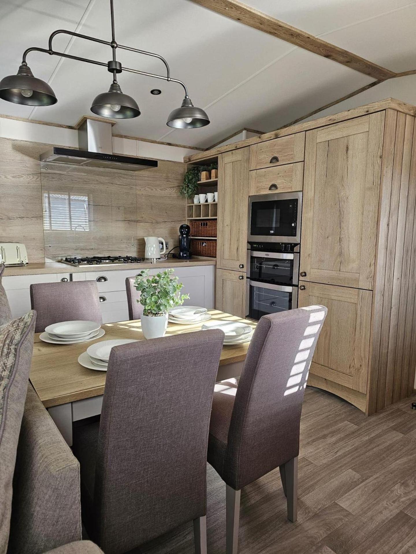 Premium 2 Bedroom Caravan With Free Wifi 亨斯坦顿 外观 照片